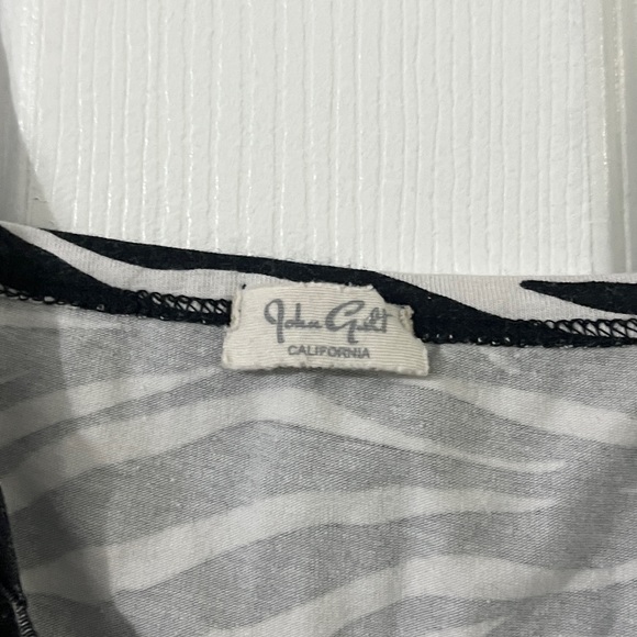john galt zebra tank top with with with buttons on top - Picture 3 of 4